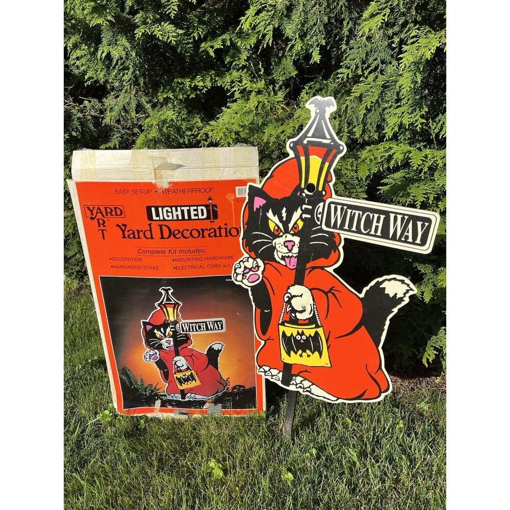 Halloween Yard Sign 1990's Decoration Black Cat Bat Witch Way Lamppost VTG 32"